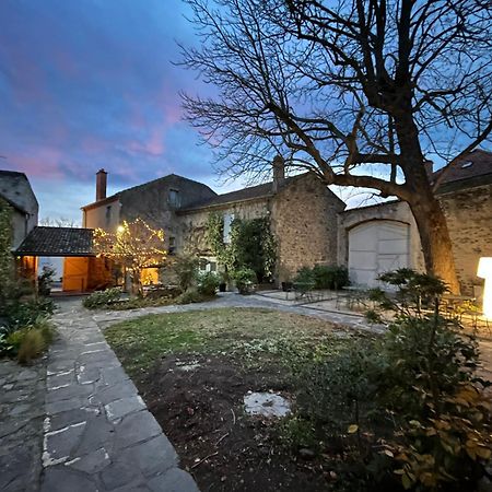 Hotel La Cour Carree Perrier Exterior foto